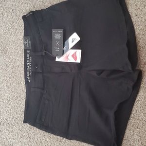 American Eagle Outfitters Midi Super Stretch Low Rise Size 12 Shorts